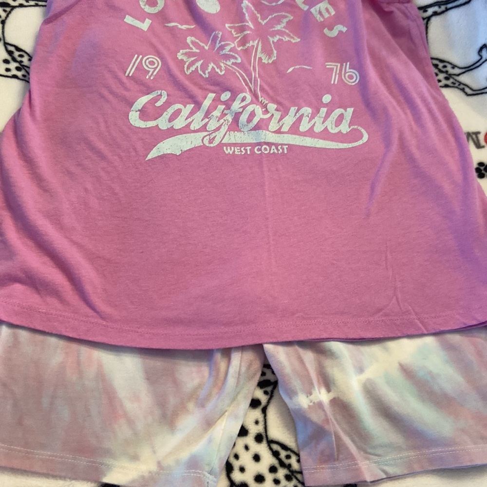 More than Magic tank and bike shorts set. Sz Xl
